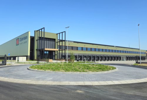 Nieuw DC in Dinteloord in gebruik genomen